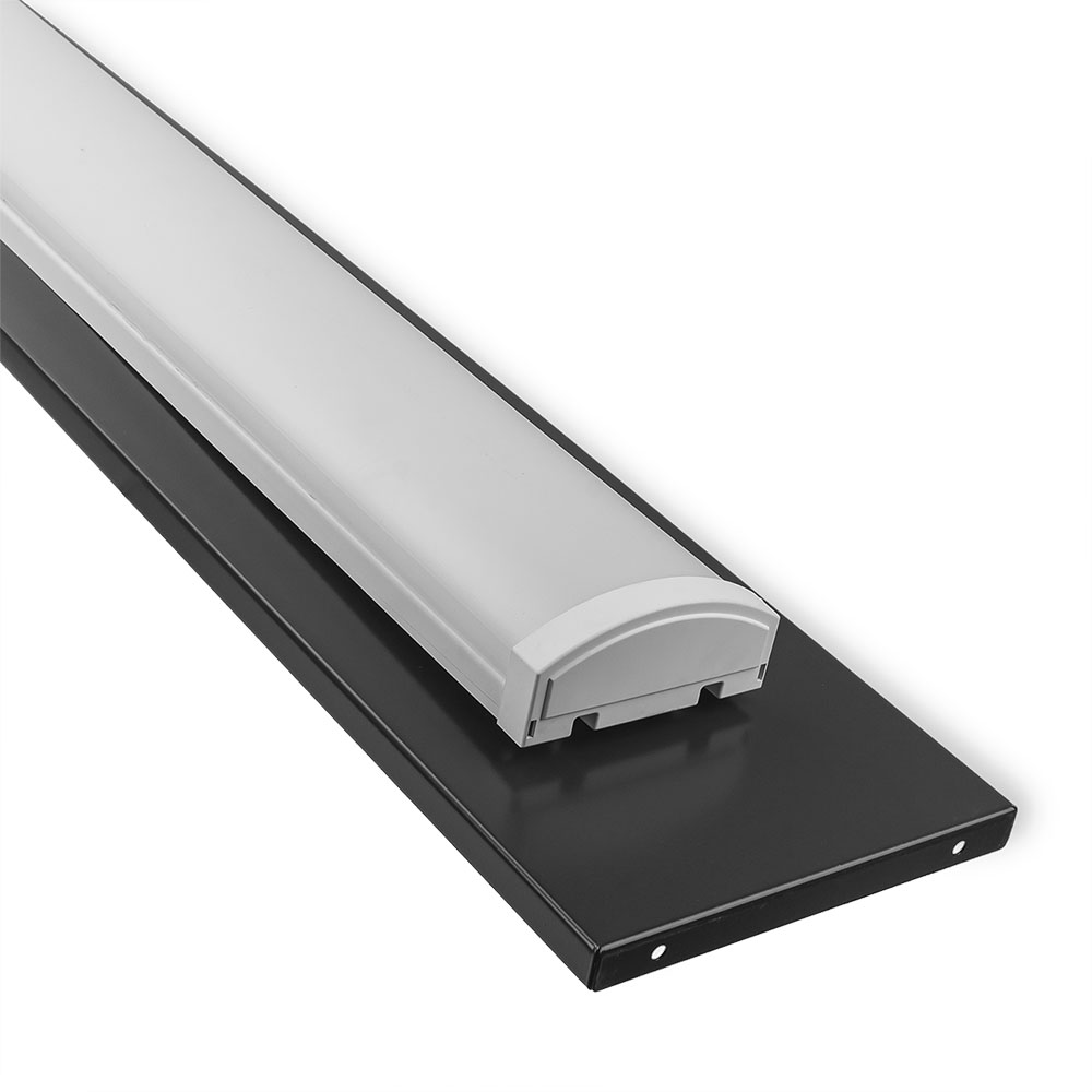 Полка с лампой для верстака 1200 мм RUNTEC LA12-7016