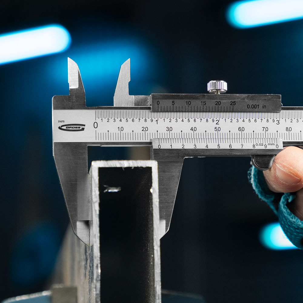 Штангенциркуль, 150 мм, 0.02 мм, нержавеющая сталь, с глубиномером Gross (31670)