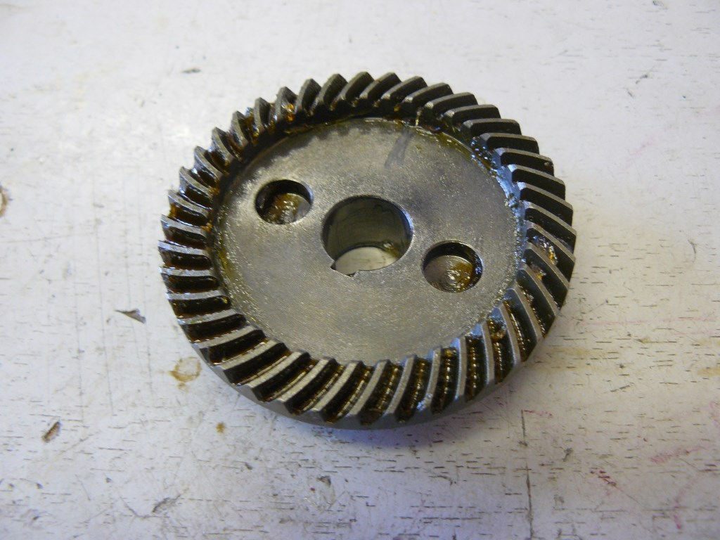 Шестерня ведомая D65 Z41 (U503-211-015)