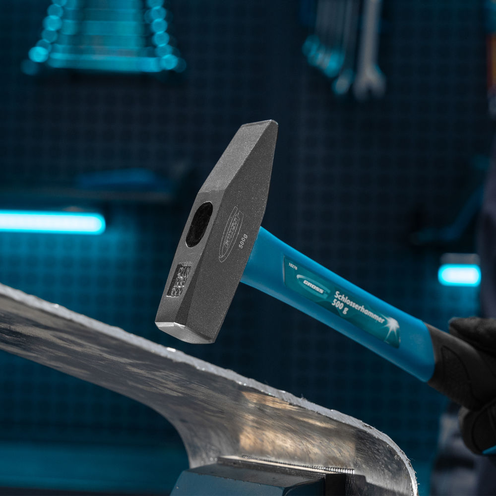 Молоток слесарный, 500 г, квадратный боек, фибергласовая обрезиненная рукоятка Gross