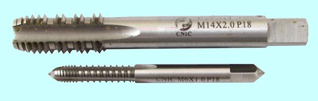 Метчик М22,0 (2,5) м/р.Р18 с шахматным шагом CNIC