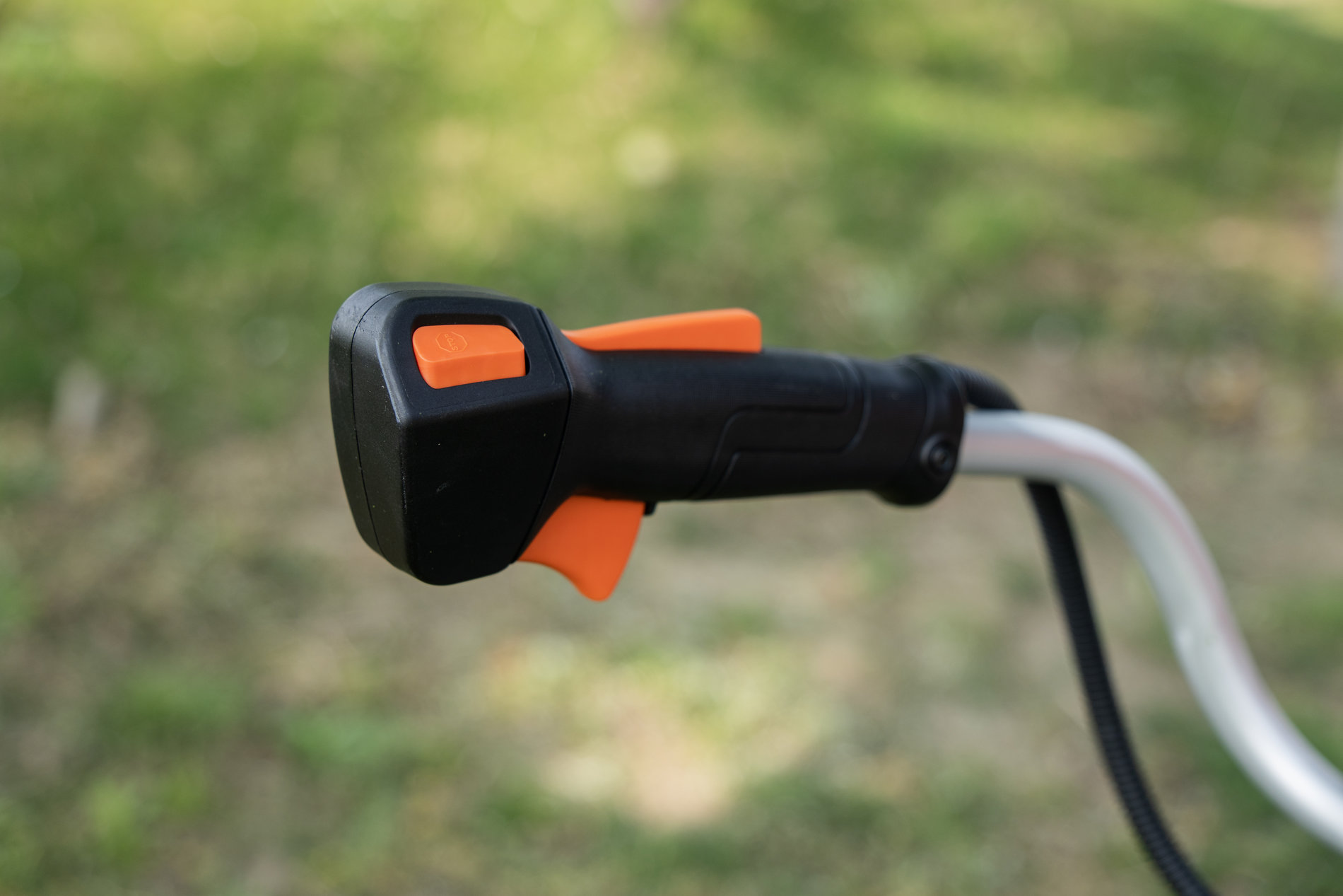 Триммер бензиновый, 25,4 см3, 0,85кВт