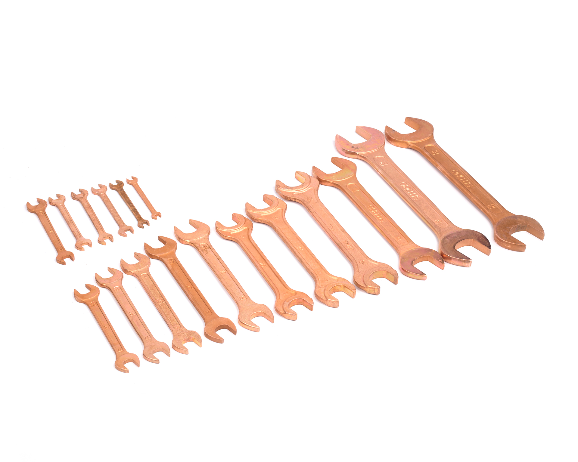 Набор инструмента (33 предмета) омеднение